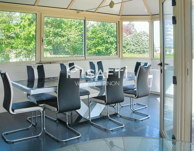 Maison - 160 m² - 7 pièces