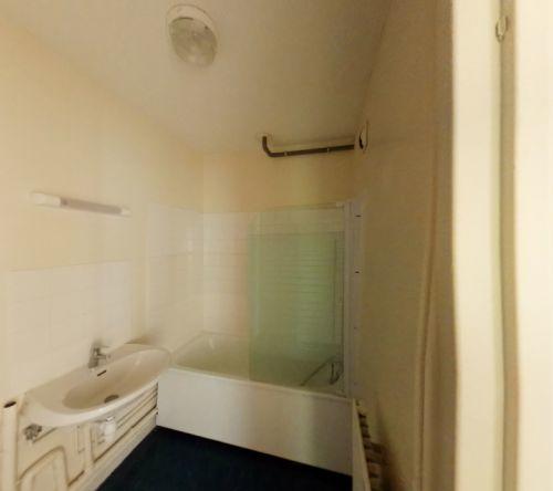 Appartement - 64 m² - 2 pièces