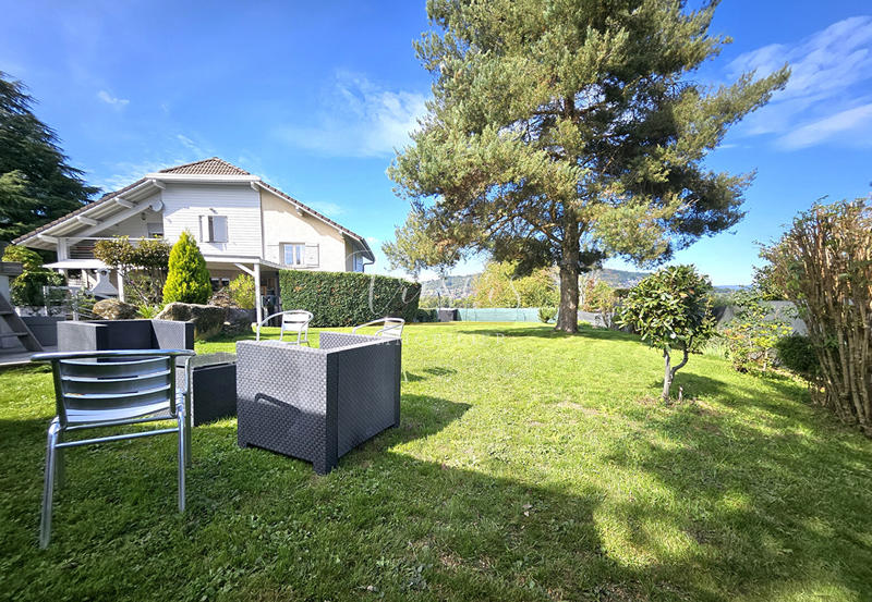 Maison - 125 m² - 7 pièces