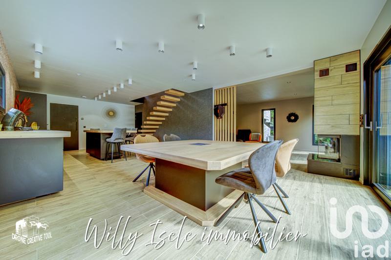 Maison de maîtres - 330 m² - 10 pièces