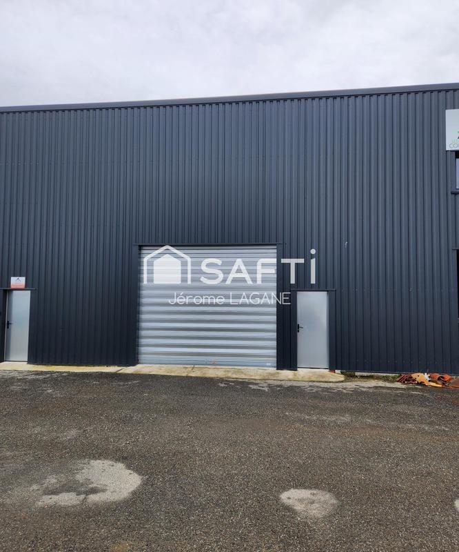 Local commercial - 113 m² - 2 pièces