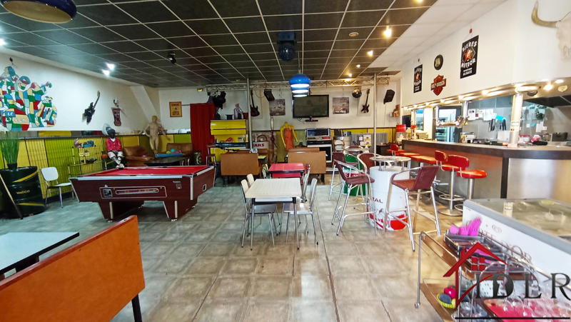 Immeuble - 380 m² - 11 pièces