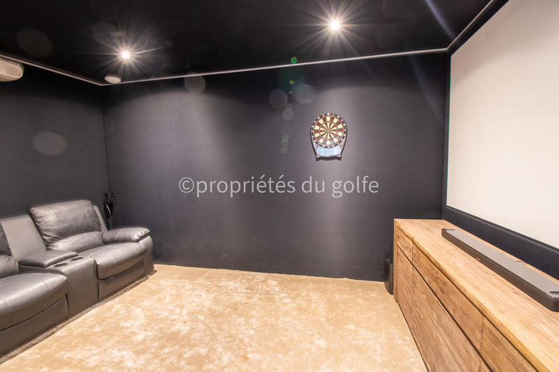 Maison - 137 m² - 4 pièces