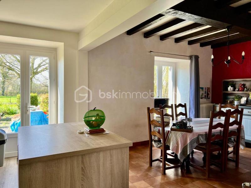 Maison - 167 m² - 6 pièces