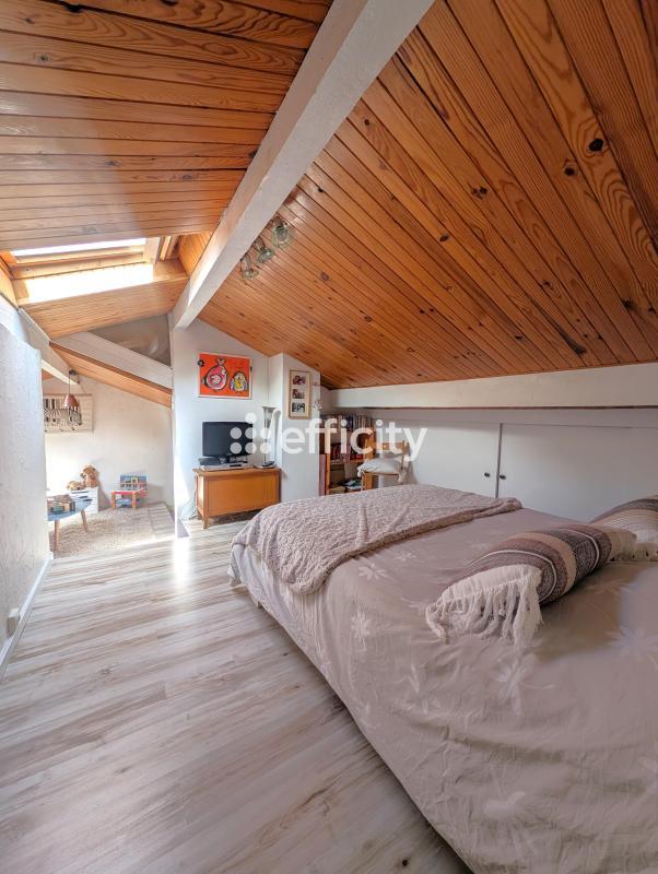 Villa - 290 m² - 5 pièces