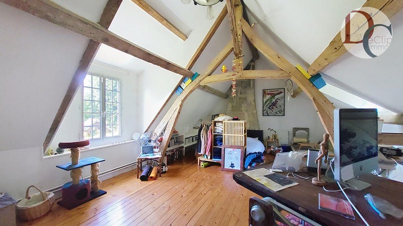 Maison - 286 m² - 10 pièces