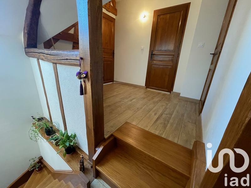 Maison - 216 m² - 11 pièces