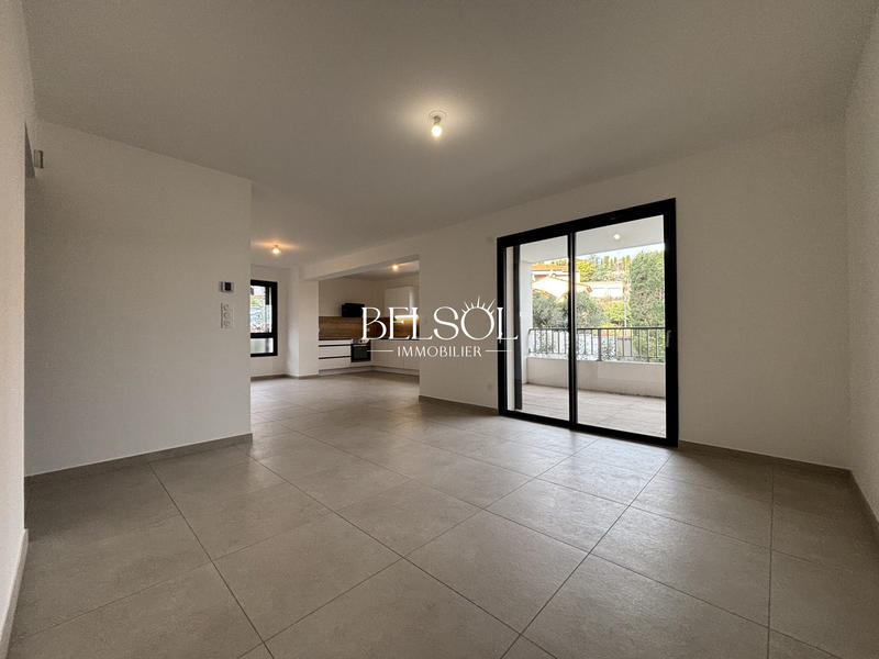 Appartement - 76 m² - 3 pièces