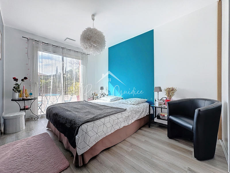 Villa - 140 m² - 5 pièces