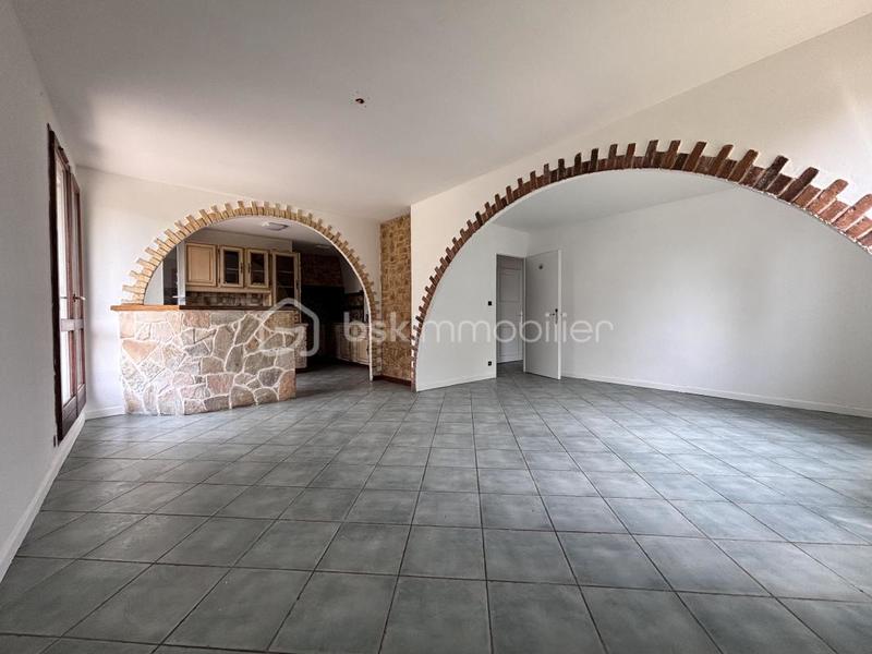 Appartement - 83 m² - 4 pièces