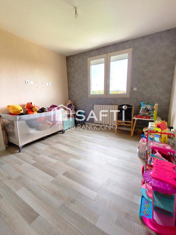 Maison - 93 m² - 5 pièces