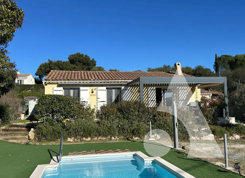 Maison - 80 m² - 4 pièces