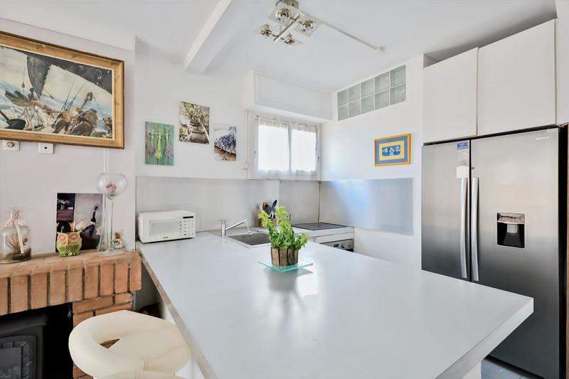 Appartement - 80 m² - 3 pièces