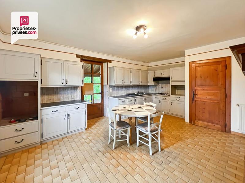 Maison - 185 m² - 5 pièces