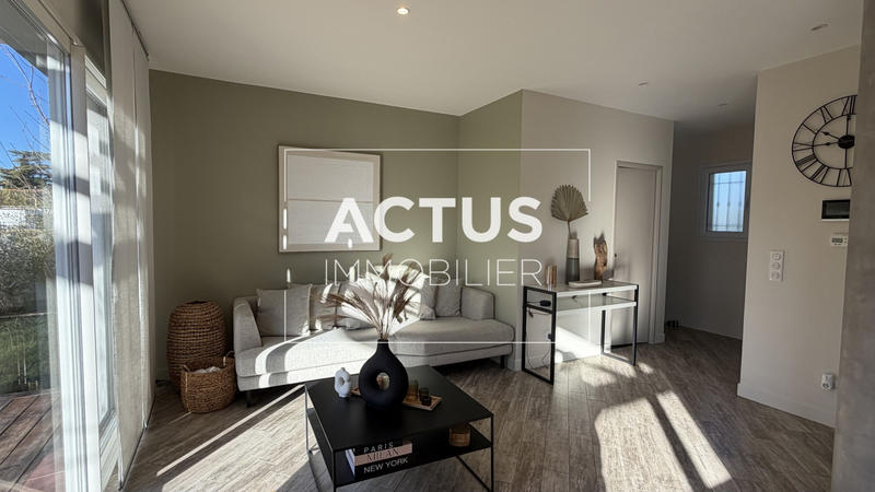 Maison - 101 m² - 5 pièces