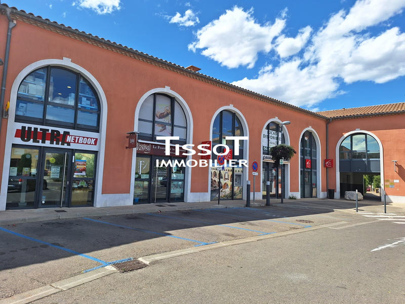 Local commercial - 61 m²