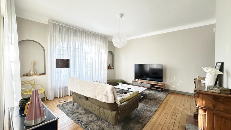 Maison bourgeoise - 203 m² - 7 pièces