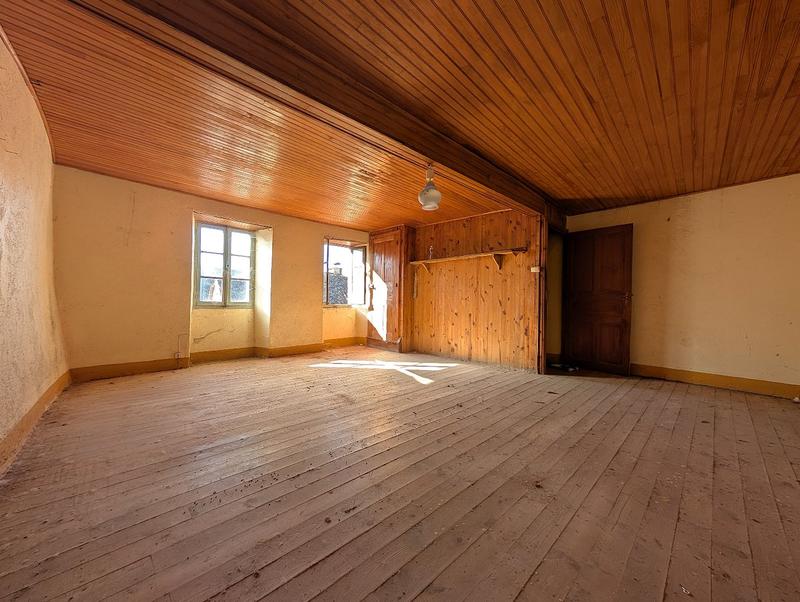 Maison ancienne - 105 m² - 5 pièces