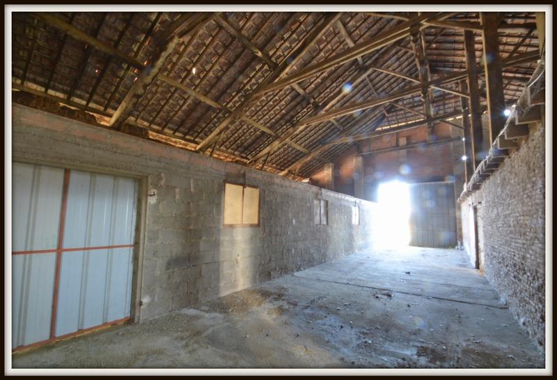 Propriété - 580 m² - 2 pièces