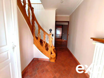 Maison - 259 m² - 7 pièces