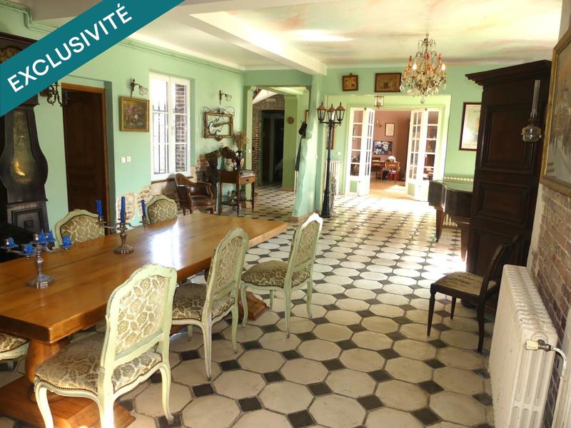 Maison - 363 m² - 10 pièces