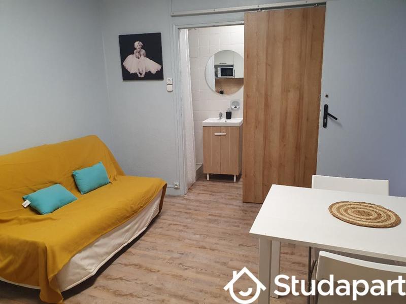 Appartement - 15 m² - 1 pièce