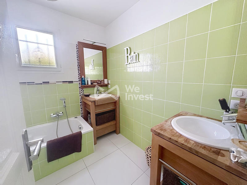 Maison contemporaine - 200 m² - 6 pièces