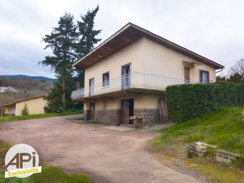 Maison - 90 m² - 4 pièces