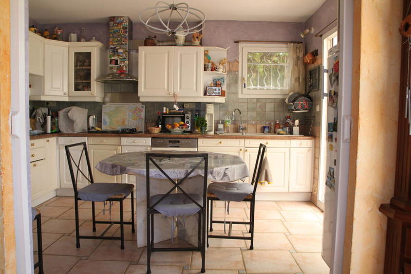 Villa - 168 m² - 6 pièces