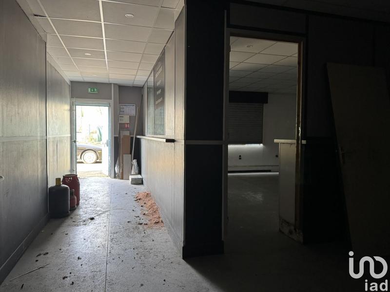 Local commercial - 200 m²