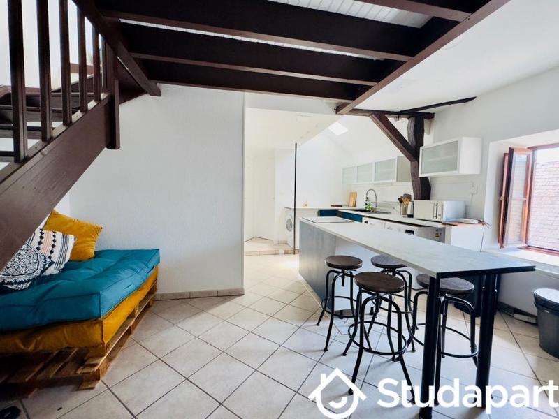 Chambre - 10 m² - 1 pièce