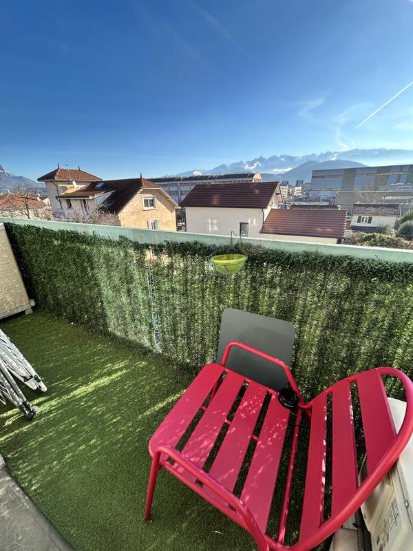 Appartement - 94 m² - 4 pièces