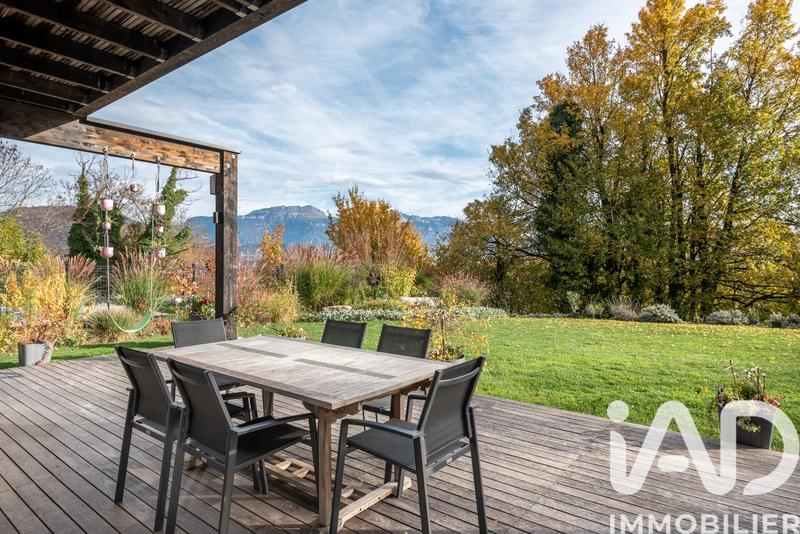 Maison - 156 m² - 8 pièces