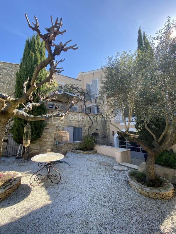 Maison de village - 180 m² - 6 pièces