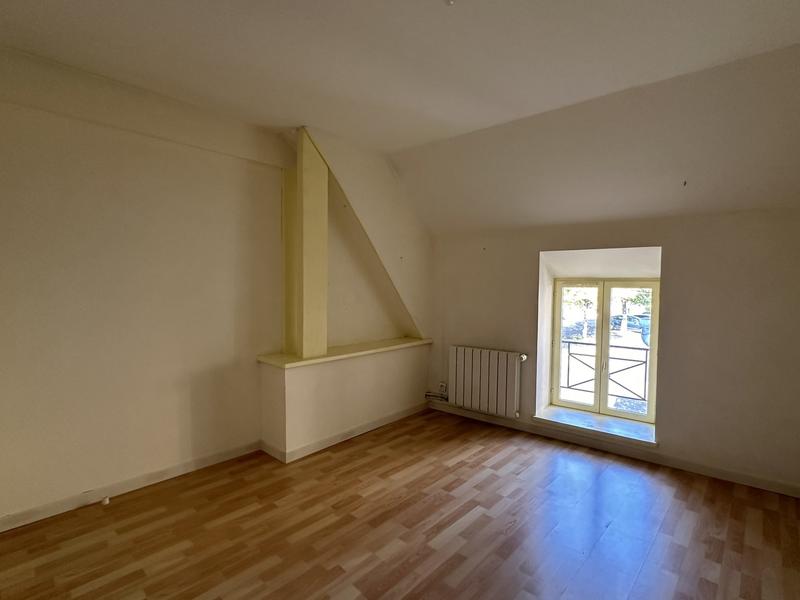 Maison ancienne - 151 m² - 8 pièces