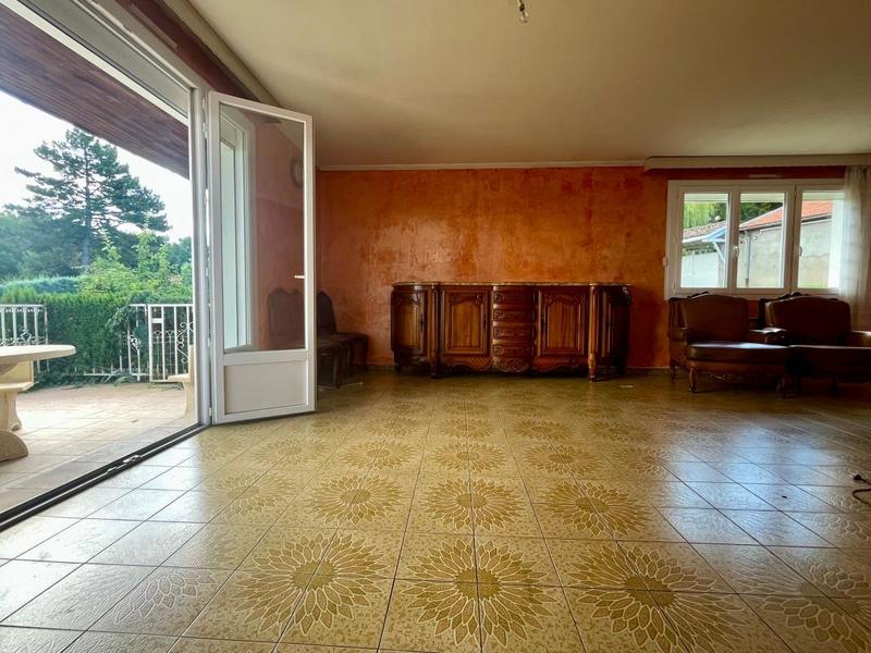 Maison - 98 m² - 5 pièces