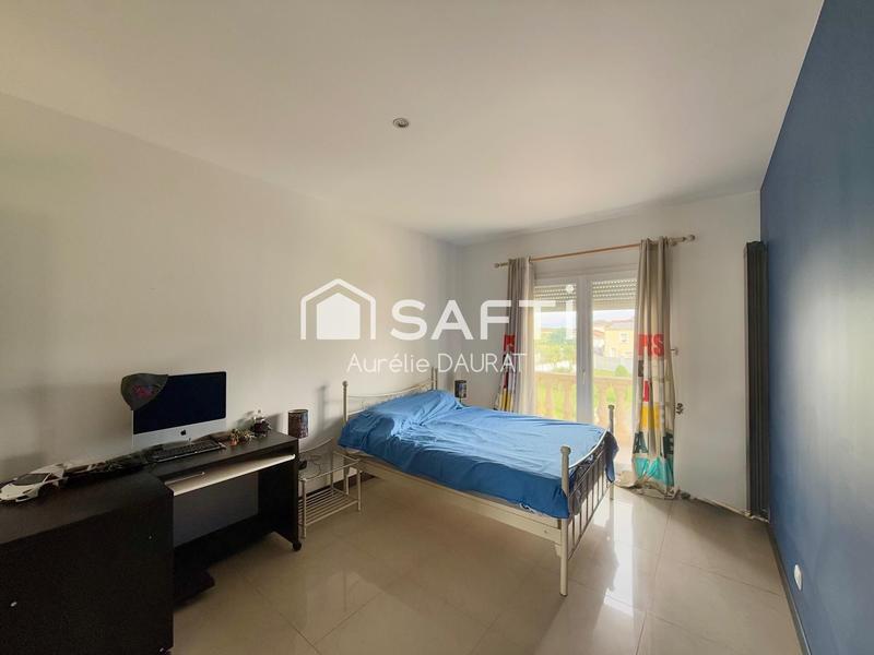 Maison - 250 m² - 7 pièces