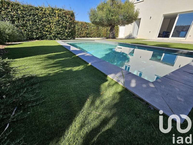 Maison - 93 m² - 4 pièces