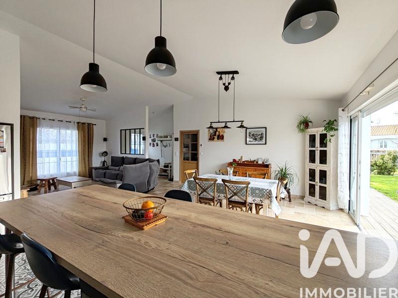 Maison - 121 m² - 3 pièces