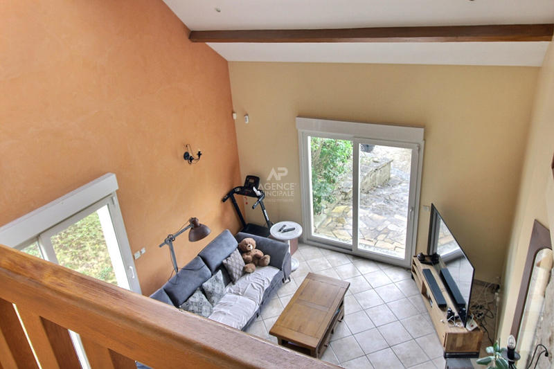 Maison - 180 m² - 8 pièces