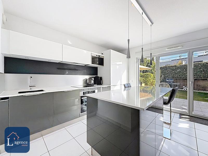 Maison - 94 m² - 4 pièces