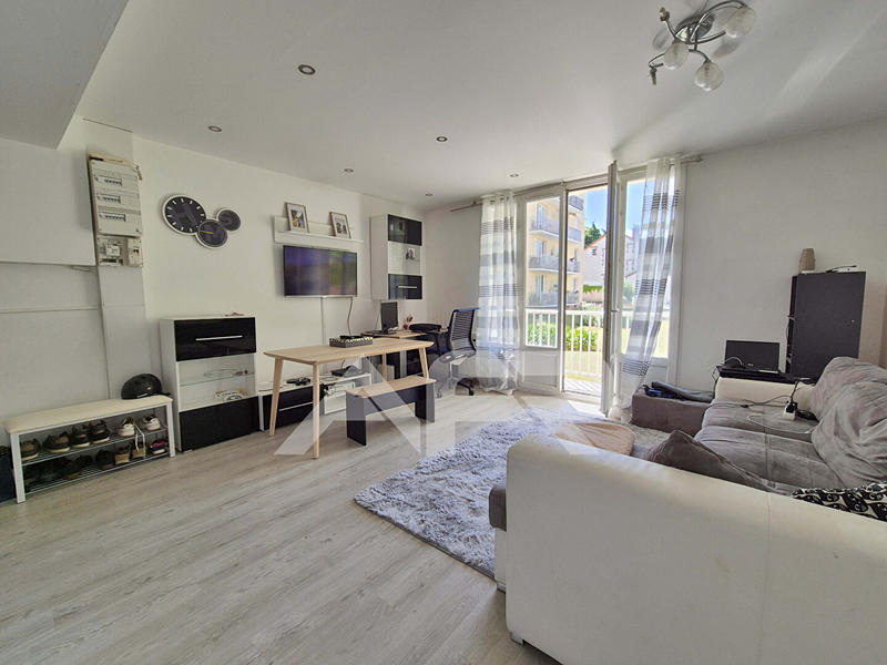 Appartement - 61 m² - 3 pièces