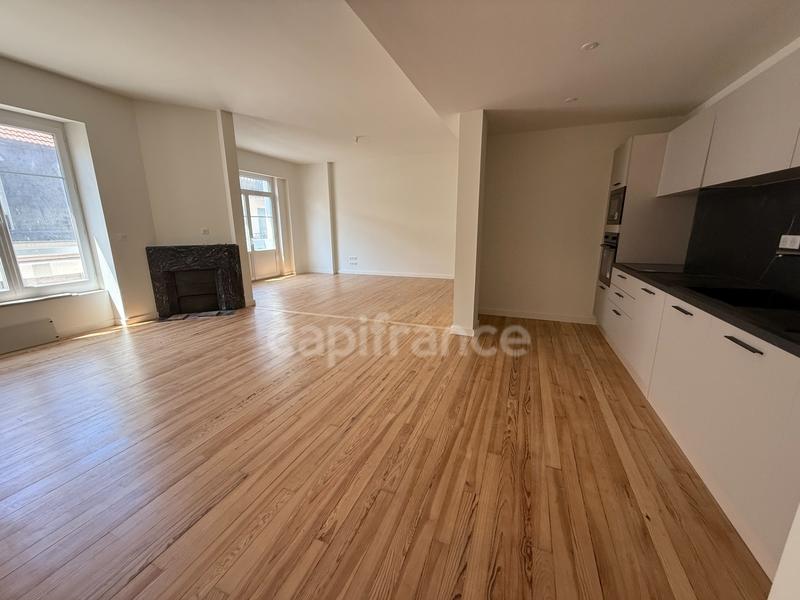 Appartement - 110 m² - 5 pièces