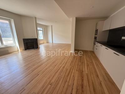 Appartement - 110 m² - 5 pièces
