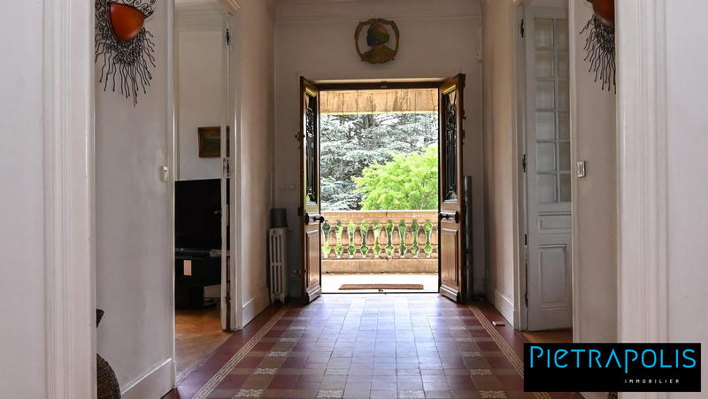 Maison ancienne - 190 m² - 6 pièces