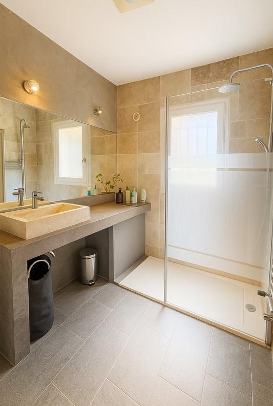 Maison - 205 m² - 6 pièces