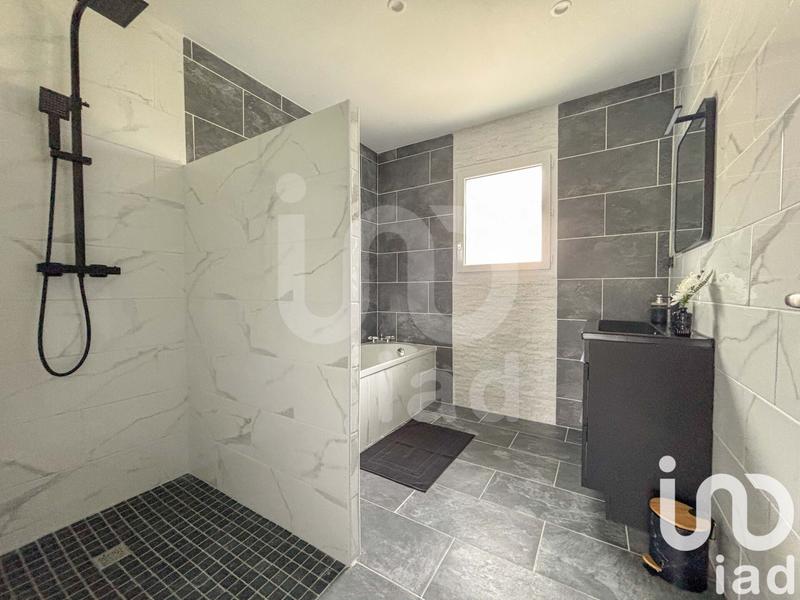 Maison - 152 m² - 7 pièces