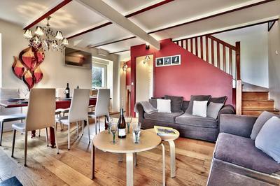 Maison - 144 m² - 7 pièces