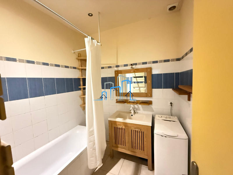 Maison - 94 m² - 5 pièces