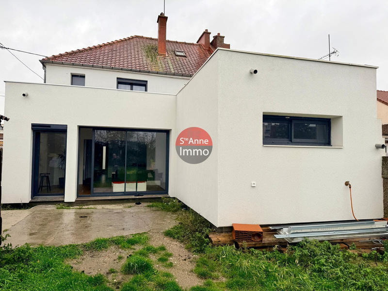 Maison - 138 m² - 5 pièces